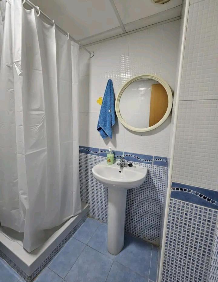 Habitacion En Piso Compartido Cerca De Playa Lägenhet Xilxes  Exteriör bild